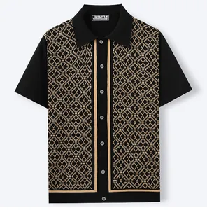 Polo en tricot pour homme avec motif jacquard à losanges classique et élégant.