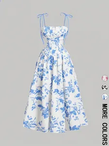 Vestido veraniego de flores azules con tirantes finos ajustables y corte línea A