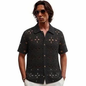 Polo en tricot crocheté à manches courtes pour hommes, style vacances chic