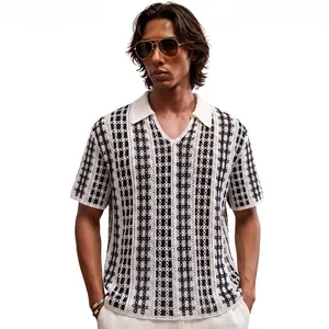 Polo en maille rayé rétro pour homme avec coupe ample et épaules tombantes