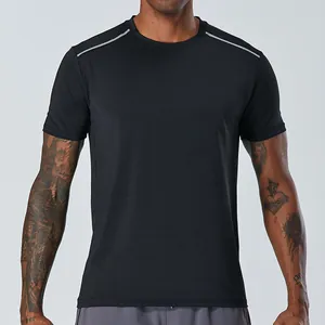 T-shirt de sport noir à séchage rapide pour hommes avec bandes réfléchissantes