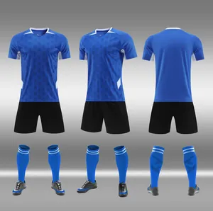 Completo da calcio professionale blu e nero con maglia pantaloncini e calzettoni per uomo