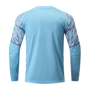 Vista posteriore della maglia da portiere di calcio celeste con gomiti imbottiti