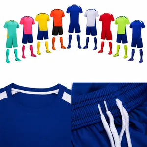 Maglia da Calcio Traspirante ad Asciugatura Rapida Set Manica Corta Uniforme da Allenamento Calcio Top And Bottom Con Calzini per Uomo Donna Tuta Sportiva