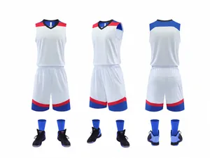 Weißes, schnelltrocknendes Basketball-Trikot-Set mit roten und blauen Akzenten für Sport