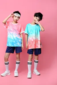 Youth summer soccer jersey set with pink and blue gradient geometric pattern