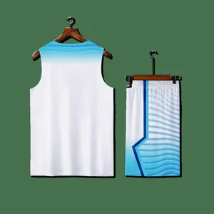 Hochwertiges Basketball-Trikot-Set für Herren mit blauem Farbverlauf und Muster-Detail