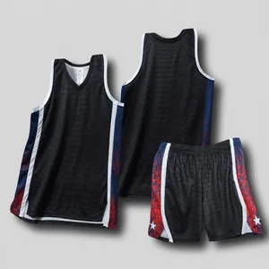 Vue détaillée de l'ensemble de basket pour hommes avec tissu en maille respirant