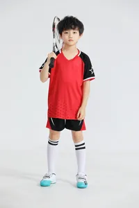 Conjunto de camiseta de fútbol transpirable y de secado rápido para niños en rojo y negro