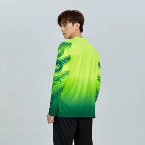 Men's professional long-sleeved football goalkeeper jersey with green gradient design