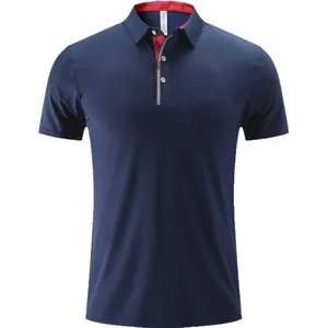 Polo de sport bleu marine à manches courtes pour hommes avec détails rouges au col