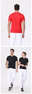 Mannequins portant des t-shirts de sport à séchage rapide en rouge et noir avec pantalon.