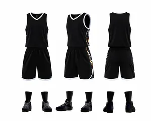 Schwarzes schnelltrocknendes Basketball-Trikot-Set aus drei Perspektiven mit Socken