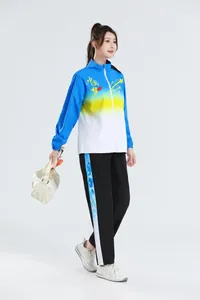 Vollansicht des Unisex-Sportanzugs in Blau und Weiß mit chinesischem Schriftzug