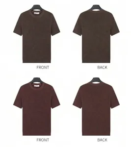 Vue détaillée du t-shirt en tricot pour hommes à coupe ajustée en plusieurs couleurs.