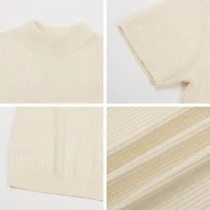 Detailed view of men's ice silk ribbed knit T-shirt showing neckline, cuffs, and hem.