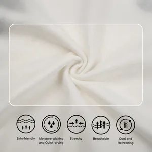 Primer plano de tela de seda de hielo transpirable para polos de punto de hombre, textura fría