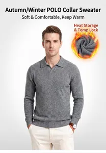 Vista dettagliata di un maglione in maglia a maniche lunghe grigio con colletto a polo da uomo