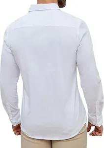 Vue arrière d'une chemise business blanche à manches longues, élastique et sans pli pour hommes