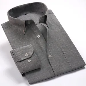 Camicia oxford retrò da uomo a maniche lunghe di qualità in grigio scuro fumo