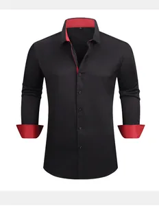 Vista detallada de camisa negra para hombre con puños y cuello en rojo contraste de alta calidad.