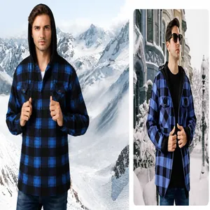 Détail de la veste en flanelle à capuche à carreaux bleu et noir pour homme en hiver