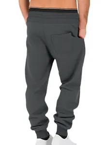 Rückansicht von dunkelgrauen Jogginghosen mit elastischen Bündchen und einer Gesäßtasche.