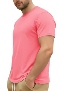 Vue latérale détaillée d'un t-shirt en pur coton à col rond pour hommes en rose vif.