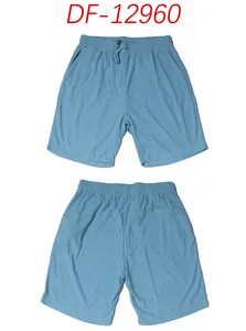 Gedetailleerd voor- en achteraanzicht van de blauwe jacquard getextureerde herenshorts