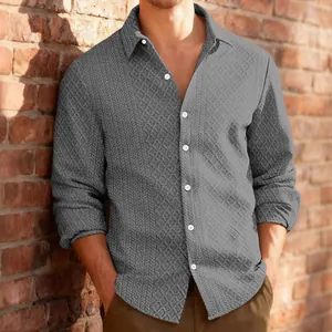 Camisa gris de punto texturizado para hombre con manga larga y cuello de solapa clásico