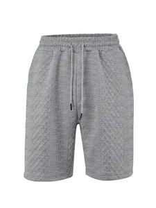 Vue détaillée d'un short décontracté gris en jacquard pour homme avec cordon de serrage