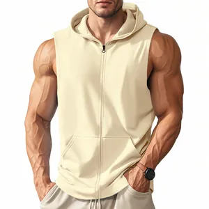 Detail eines cremefarbenen ärmellosen Herren-Kapuzenpullovers mit Reißverschluss und Tasche