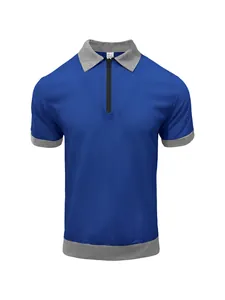 Détail d'un polo pour homme bleu et gris à fermeture éclair et maille piquée