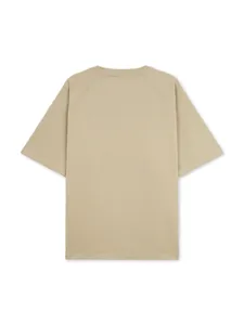 Vista posterior detallada de una camiseta de hombre en punto gofrado caqui con mangas raglán