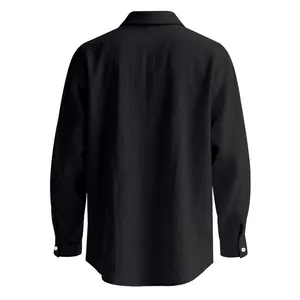 Vista posteriore di una camicia nera da uomo in cotone e lino a maniche lunghe con colletto.