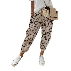Hoch taillierte Damen-Freizeithose aus Baumwolle und Leinen mit Print und Taschen
