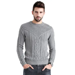 Maglione da uomo grigio con lavorazione a treccia, vestibilità slim per l'inverno
