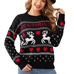 Pull de Noël noir en tricot surdimensionné avec motifs de rennes et de cœurs festifs