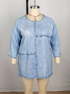 T-shirt a maniche lunghe in maglia taglie forti con texture lavaggio acido blu chiaro