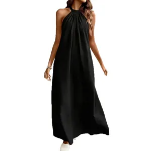 Elegantes schwarzes Neckholder-Maxikleid mit lockerer Passform für Sommerurlaub