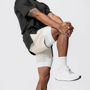 Zweilagige, schnelltrocknende Herren-Sportshorts für Laufen und Fitnesstraining
