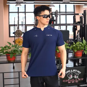 T-shirt de sport à manches courtes pour homme bleu marine pour le fitness et la musculation