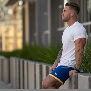 Men's white cotton short sleeve sports t-shirt for fitness and casual street wear