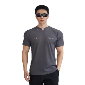 T-shirt de sport gris coupe ajustée pour hommes avec imprimé graphique rythme cardiaque