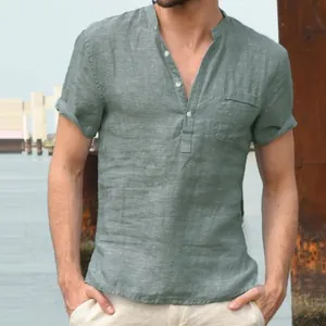 Camicia da uomo in misto lino verde salvia con collo alla coreana e abbottonatura