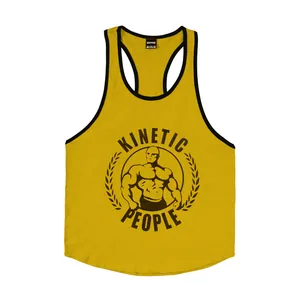 Detailansicht des Kinetic People-Grafikdrucks auf einem gelben Fitness-Muskel-Tanktop für Herren