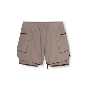 Pantalones cortos deportivos de doble capa para hombre en color topo con bolsillos