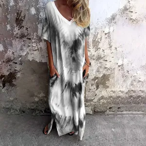 Abito lungo casual con scollo a V, tie-dye, maniche corte e spacchi laterali