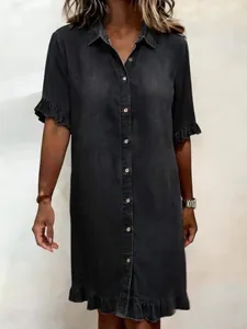 Graues Kurzarm-Hemdkleid für Damen in Denim-Optik mit Rüschensaum und Knopfleiste