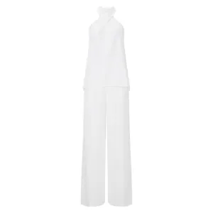 Elegante set top all'americana bianco senza maniche e pantaloni larghi a vita alta.